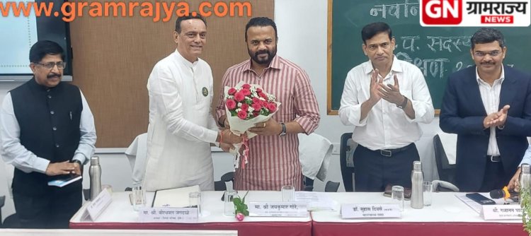 Zp member training: पुणे जिल्हा परिषदेचे सदस्य गिरवू लागले सभागृहातील संभाषण कौशल्याचे 'धडे'! 