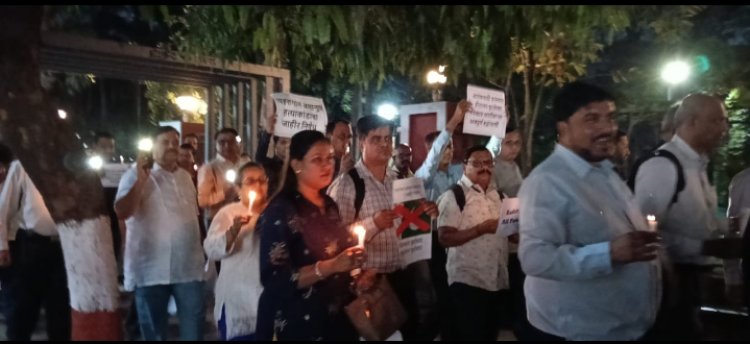 पहलगाम येथील दहशतवादी हल्ल्याच्या निषेधार्थ पुण्यातील पर्यटन व्यावसायिकांचा शांततेचा कॅंडल मार्च!