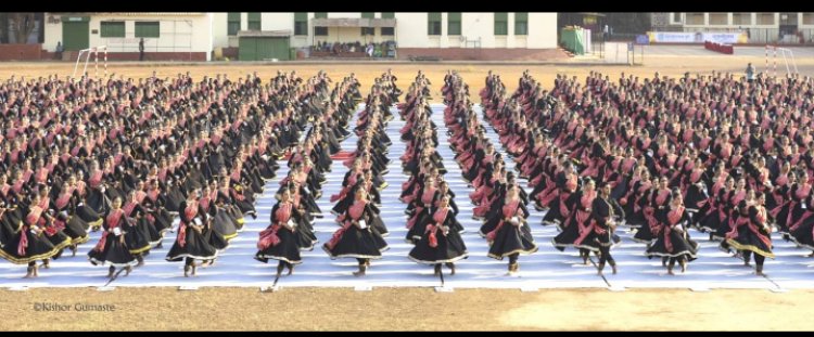 महाराष्ट्रातील तब्बल ११८८ कथक नृत्यांगनांचा विश्वविक्रम, एकाच वेळी सर्वाधिक नृत्यांगनांचे कथक नृत्य