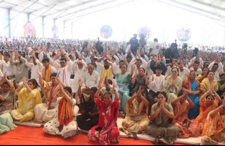दिवंगत लोकनेते गोपीनाथ मुंडे यांना अकराव्या पुण्यतिथीनिमित्त लाखो अनुयायांनी केले विनम्र अभिवादन! 
