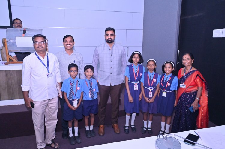 Panchayat samiti chairman reservation lottery : पुणे जिल्ह्यातील  कार्यकर्त्यांनी पंचायत समिती सभापती आरक्षण सोडतीकडे  फिरविली 'पाठ'!